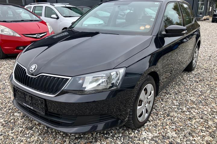 Sort Skoda Fabia fra 2017