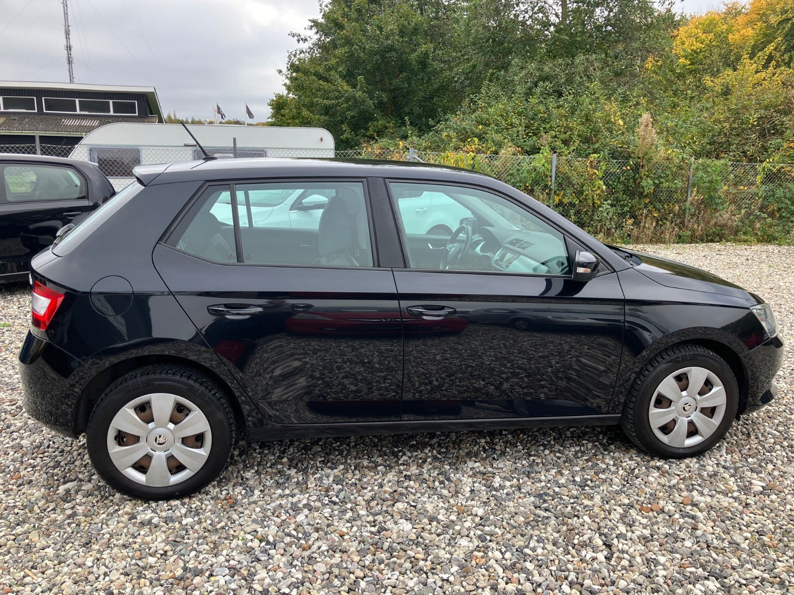 Sort Skoda Fabia fra 2017