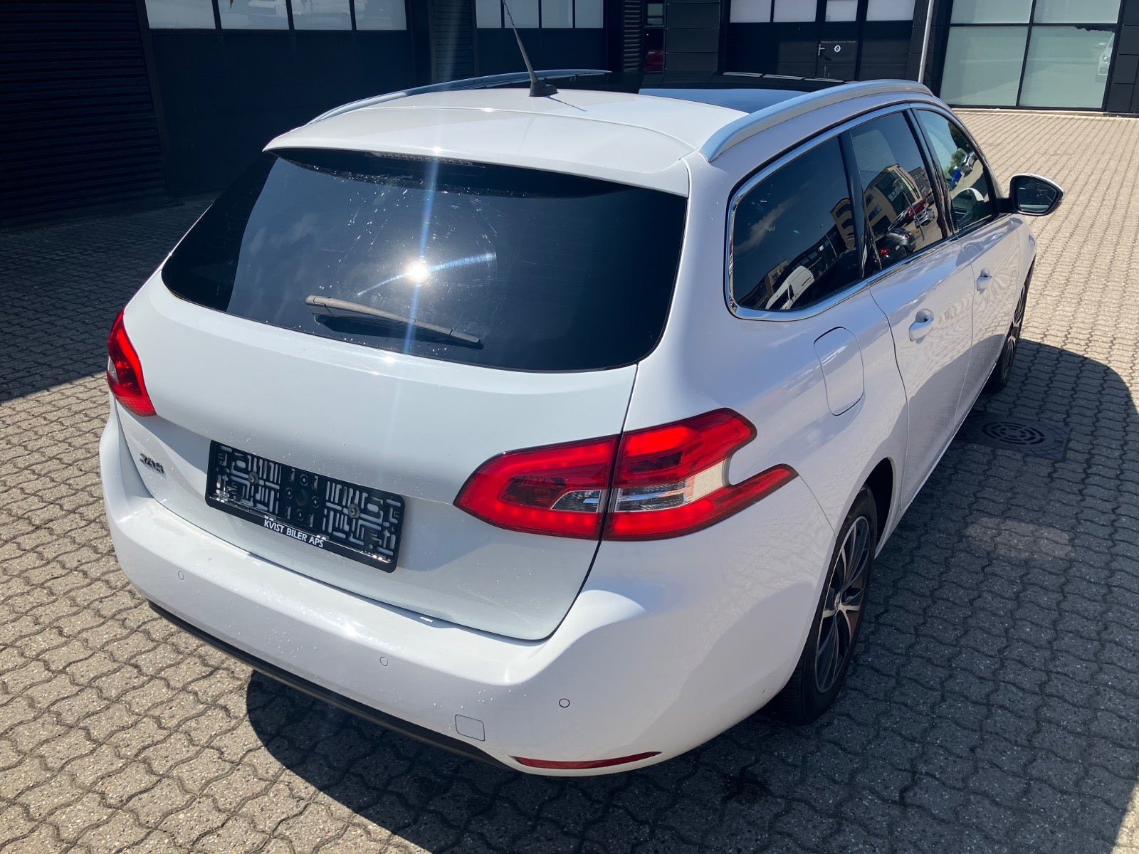 Hvid Peugeot 308 fra 2019