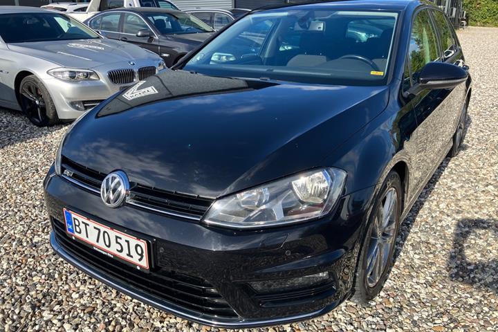 Sort VW Golf VII fra 2016