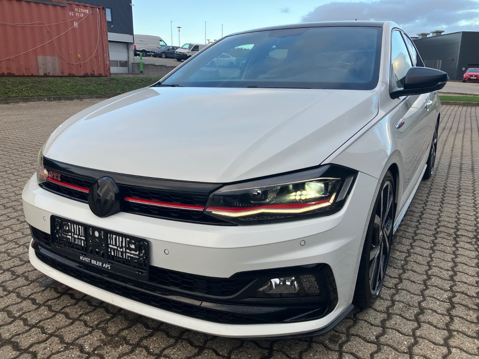 Hvid VW Polo fra 2018