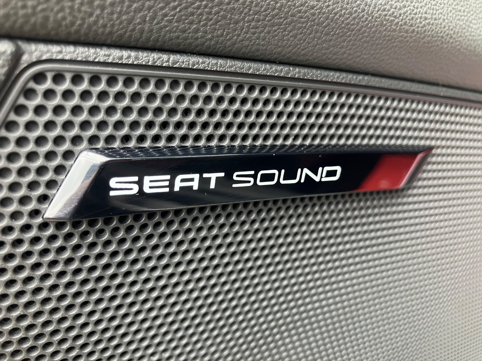 Sort Seat Leon fra 2015