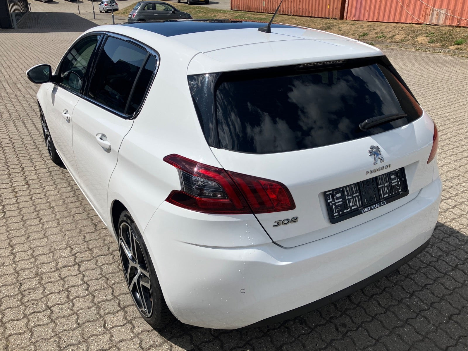 Hvid Peugeot 308 fra 2020