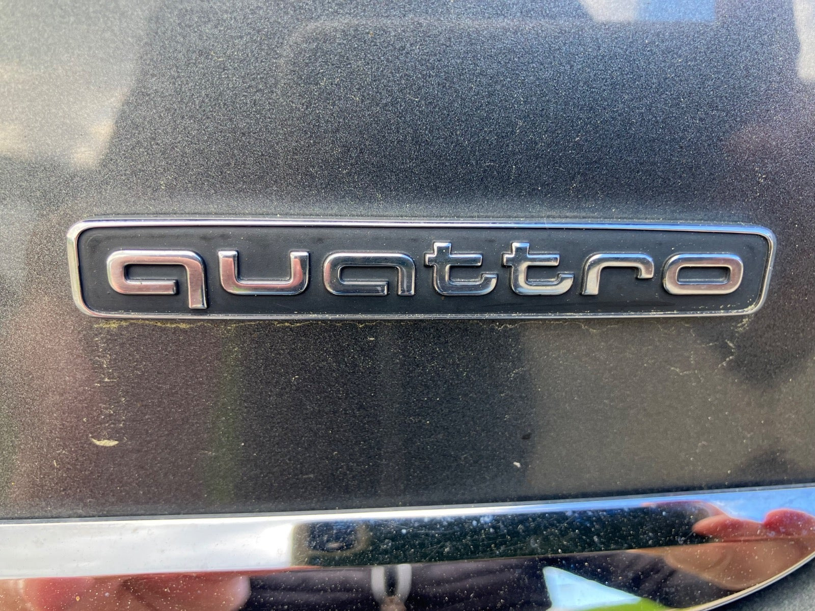 Grå Audi A6 fra 2015