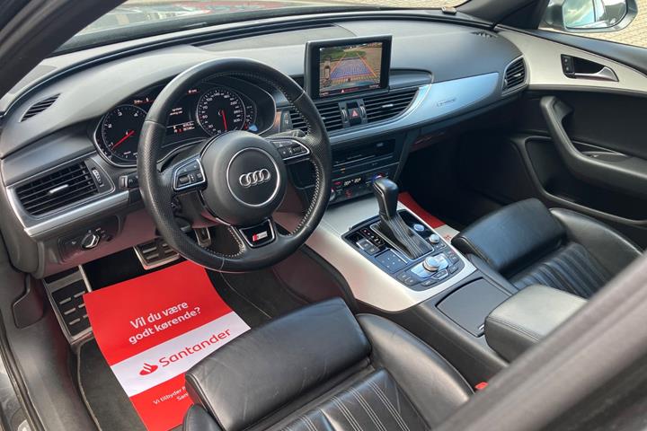 Grå Audi A6 fra 2015