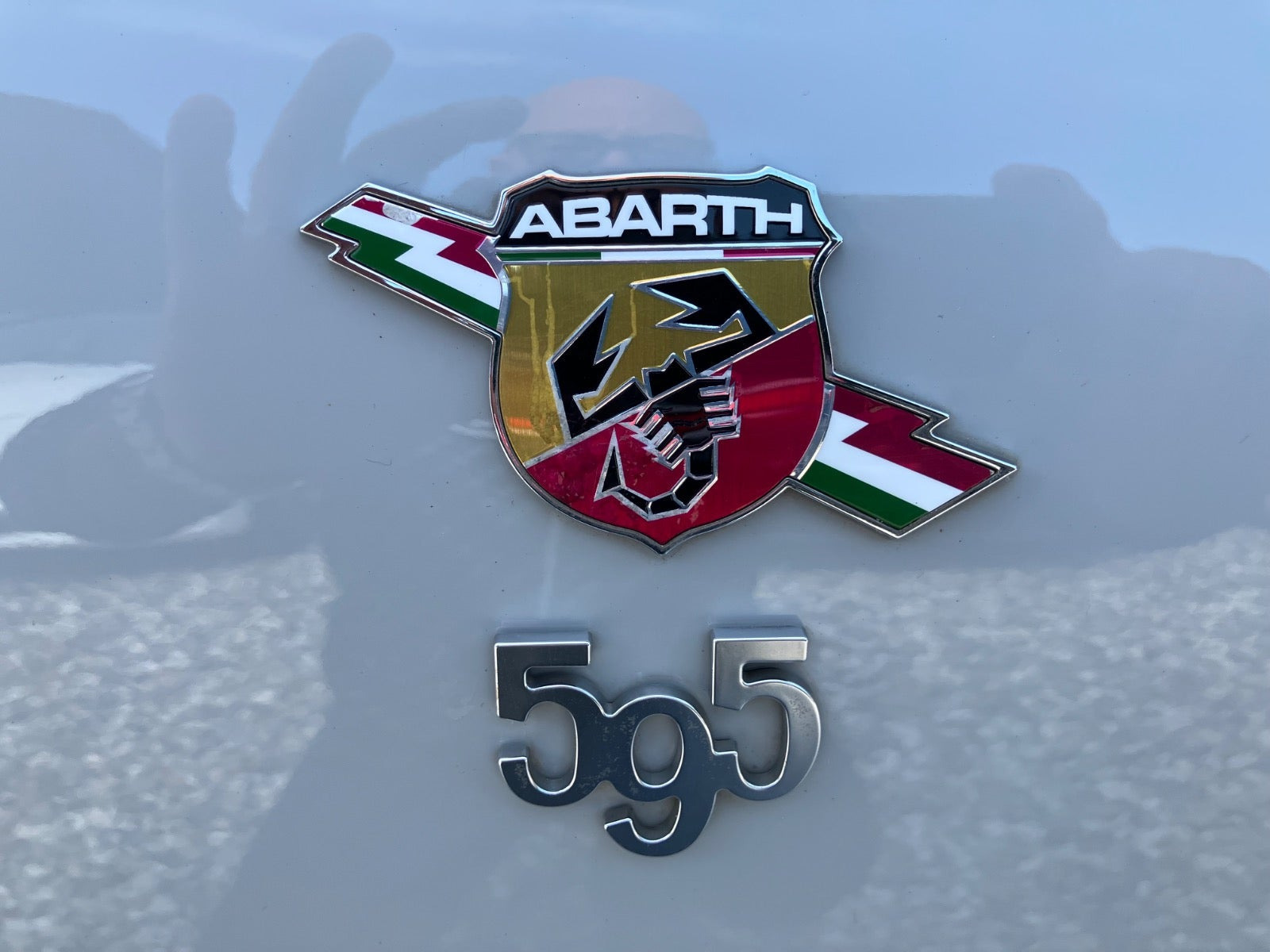 Grå Abarth 595 fra 2017
