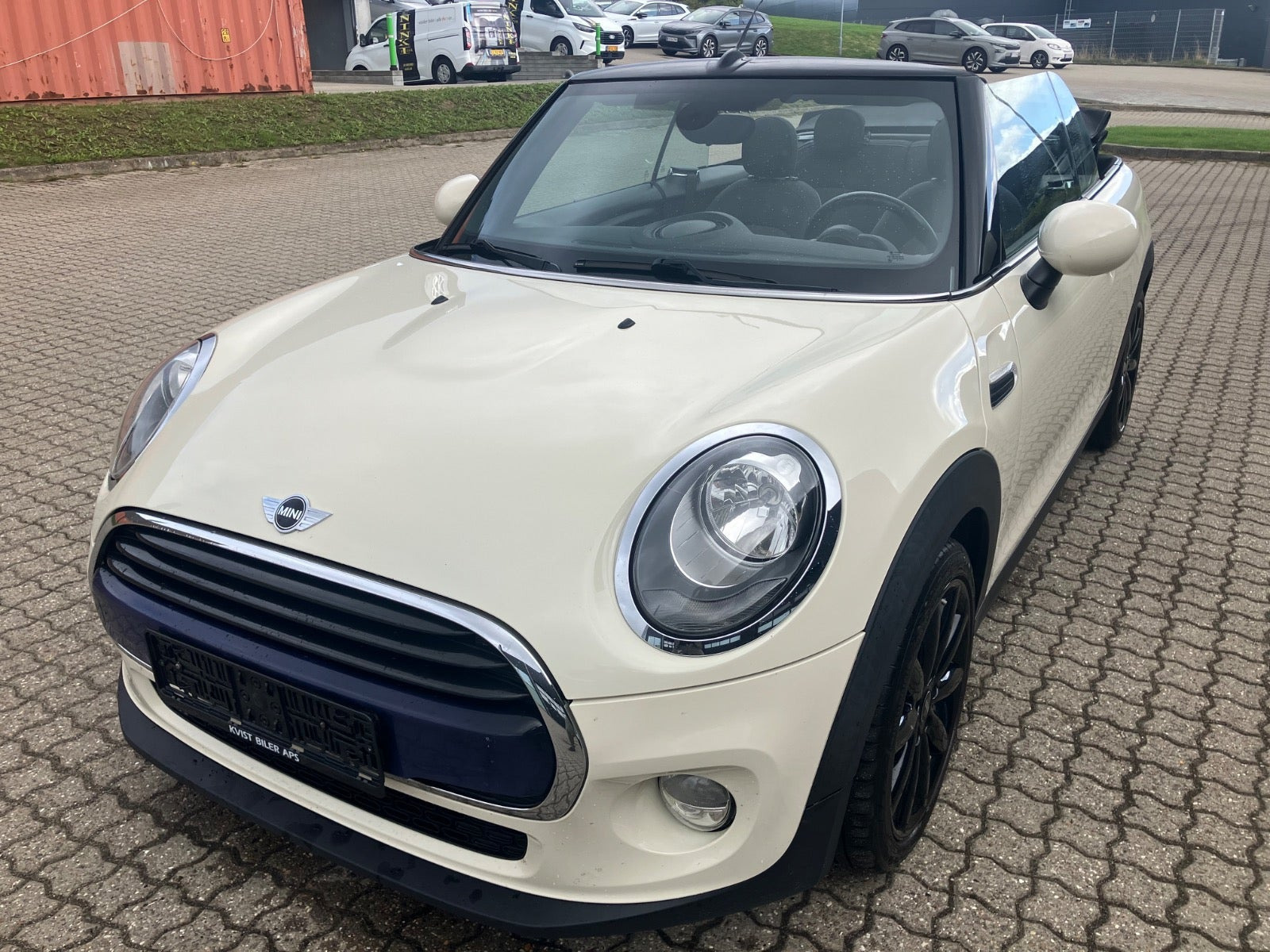 Hvid Mini Cooper fra 2017