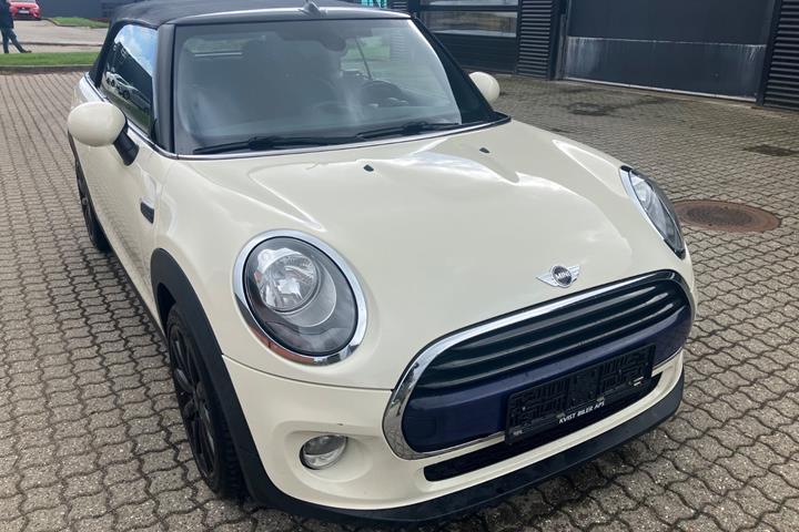 Hvid Mini Cooper fra 2017