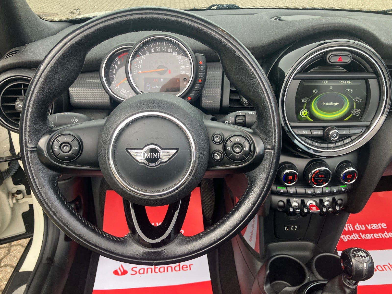 Hvid Mini Cooper fra 2017