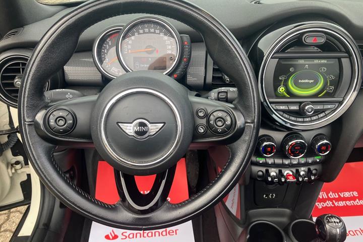 Hvid Mini Cooper fra 2017