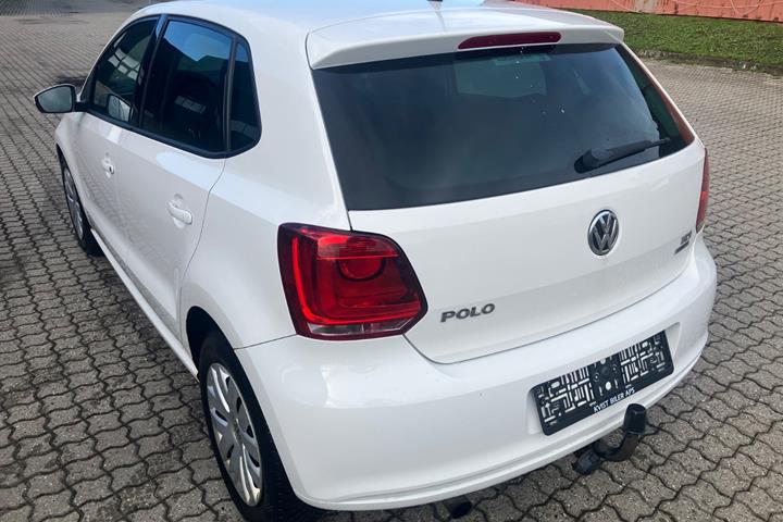 Hvid VW Polo fra 2013