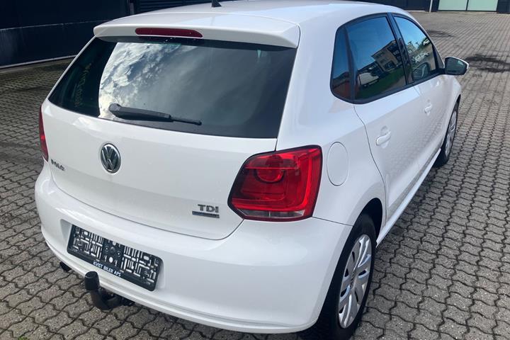 Hvid VW Polo fra 2013