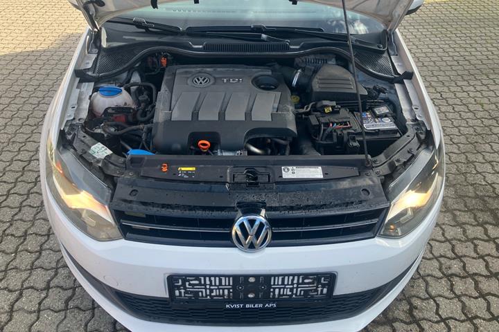Hvid VW Polo fra 2013