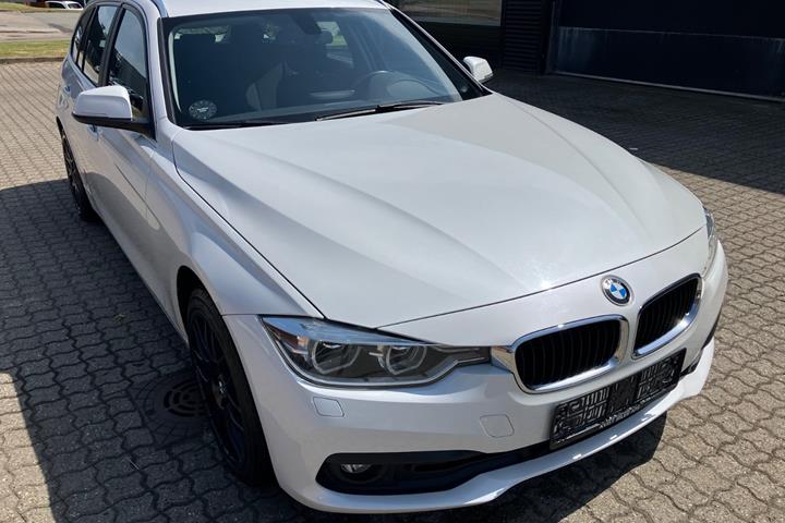Hvid BMW 320d fra 2018