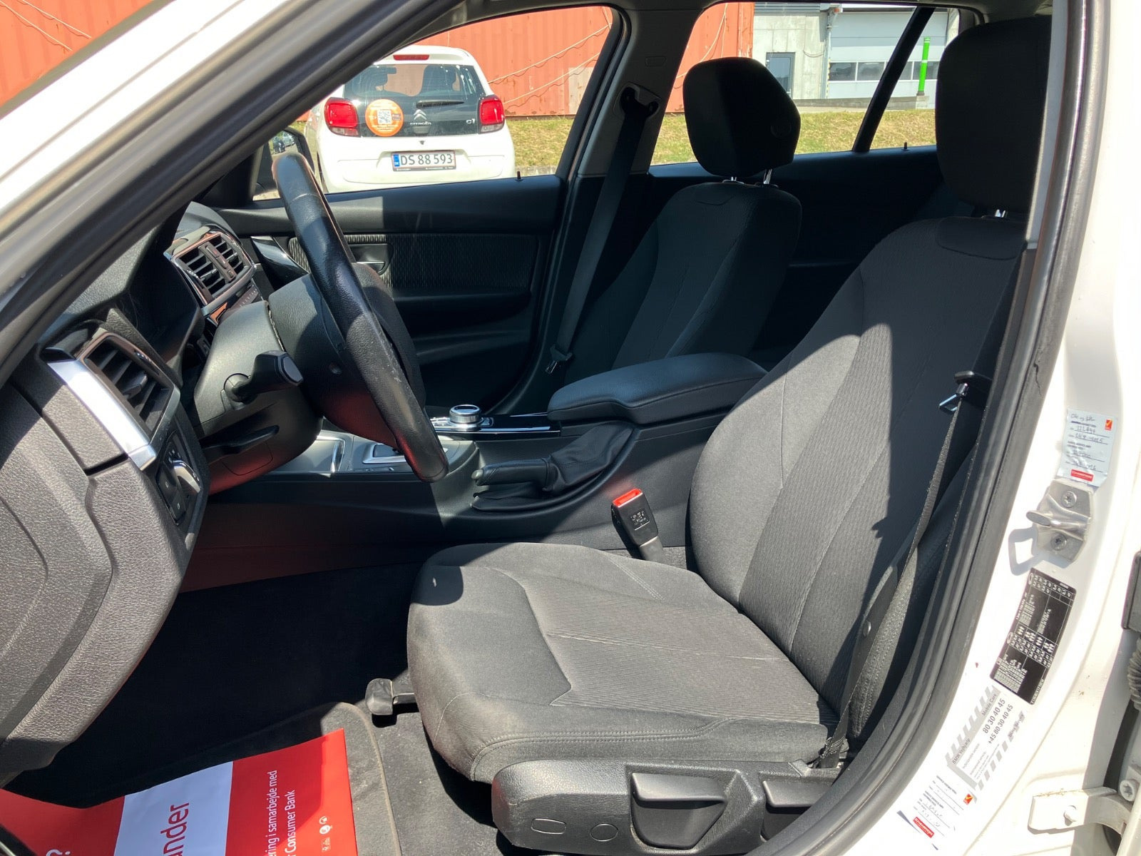 Hvid BMW 320d fra 2018