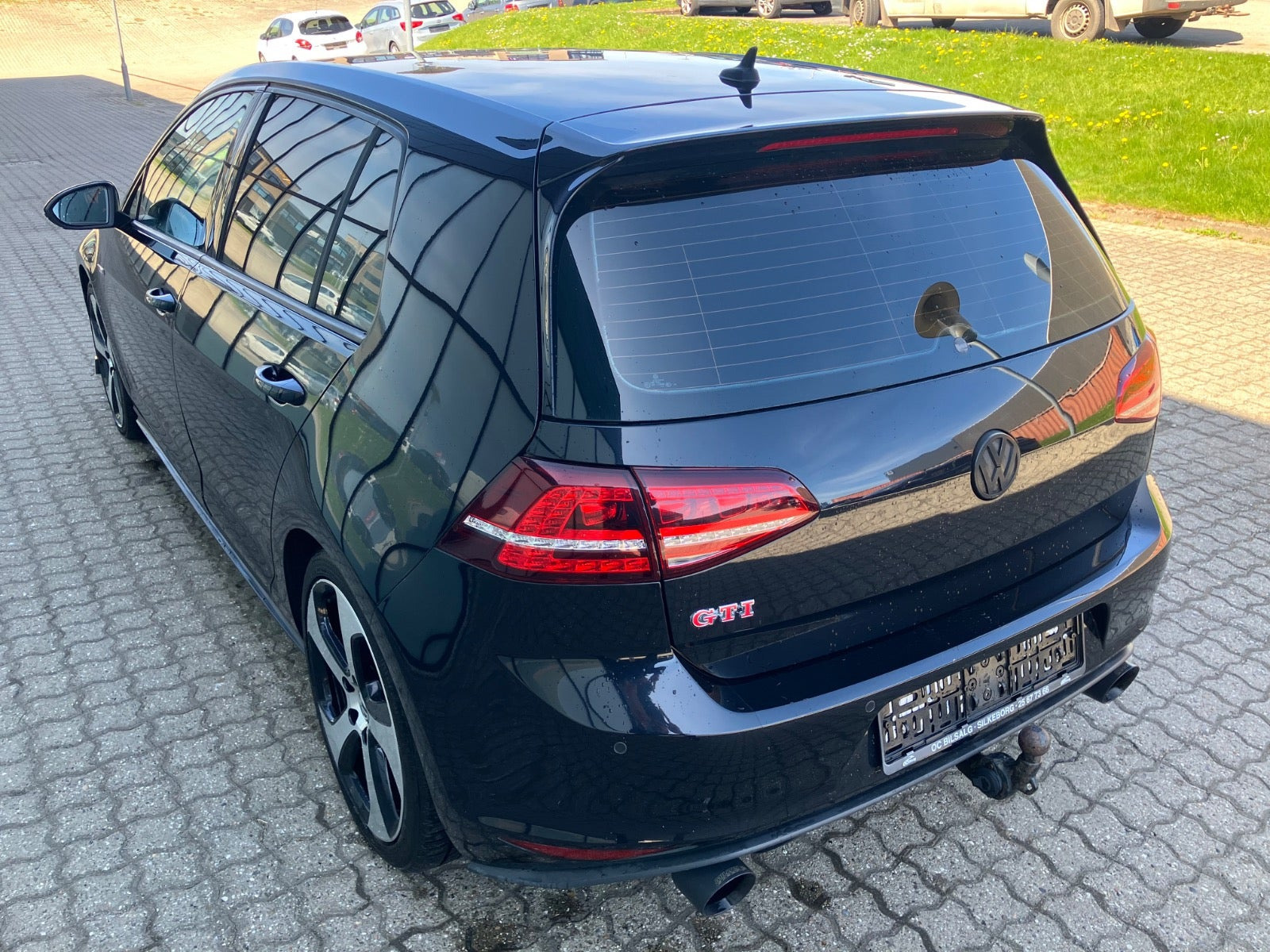 Sort VW Golf VII fra 2014