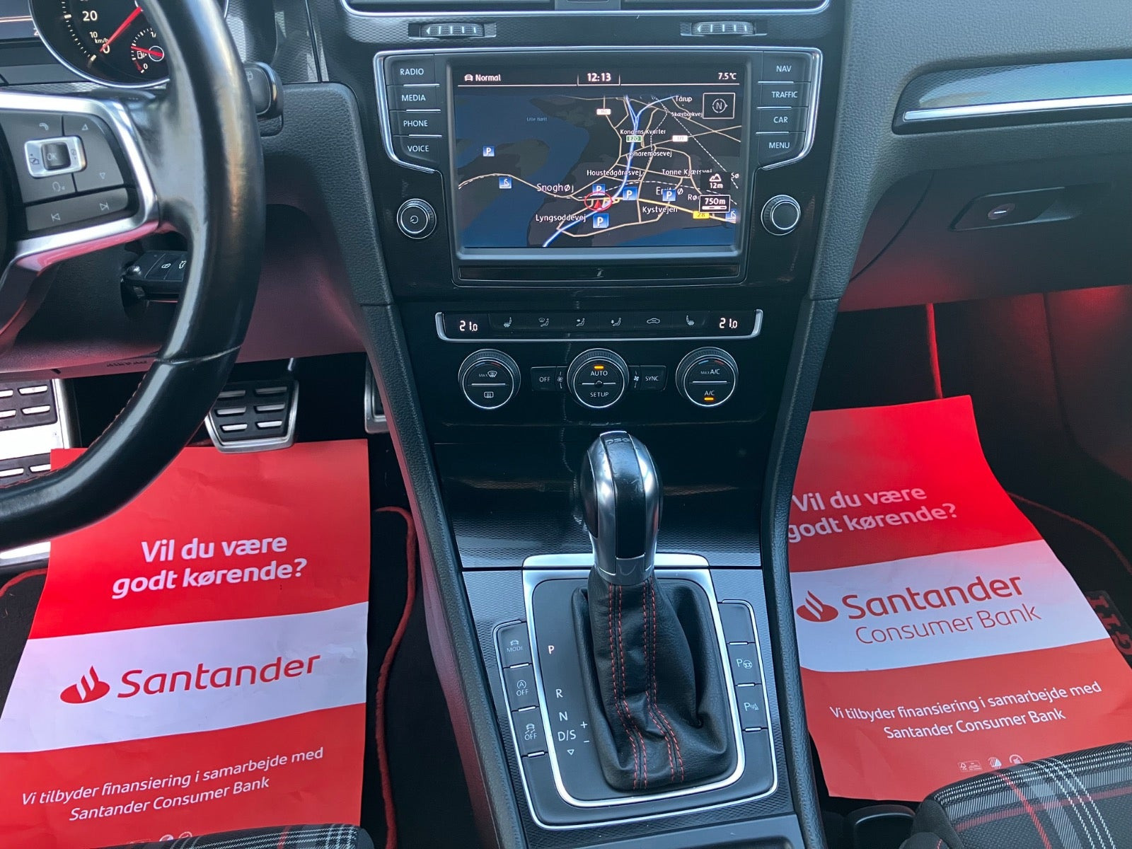 Sort VW Golf VII fra 2014