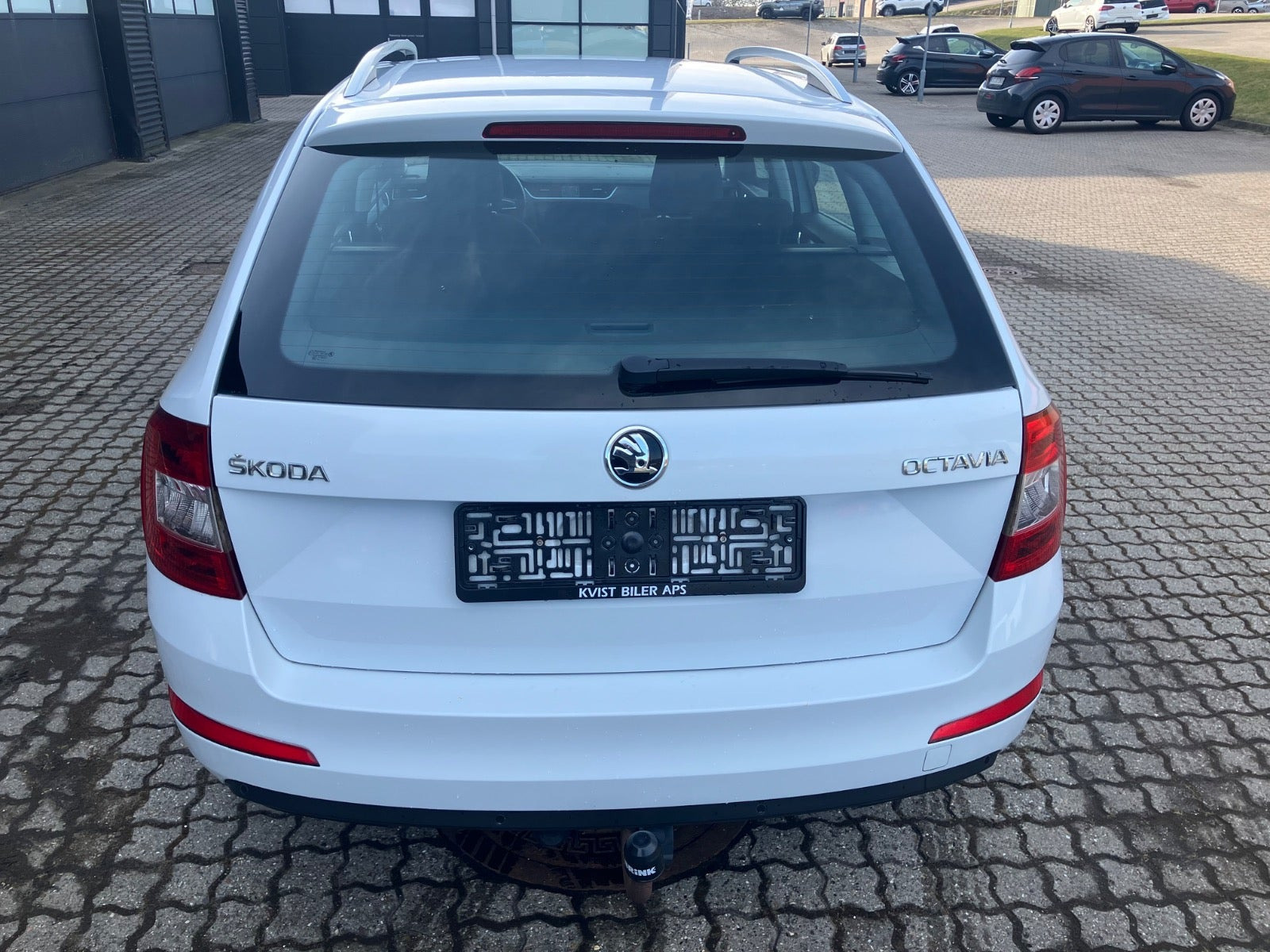 Hvid Skoda Octavia fra 2017