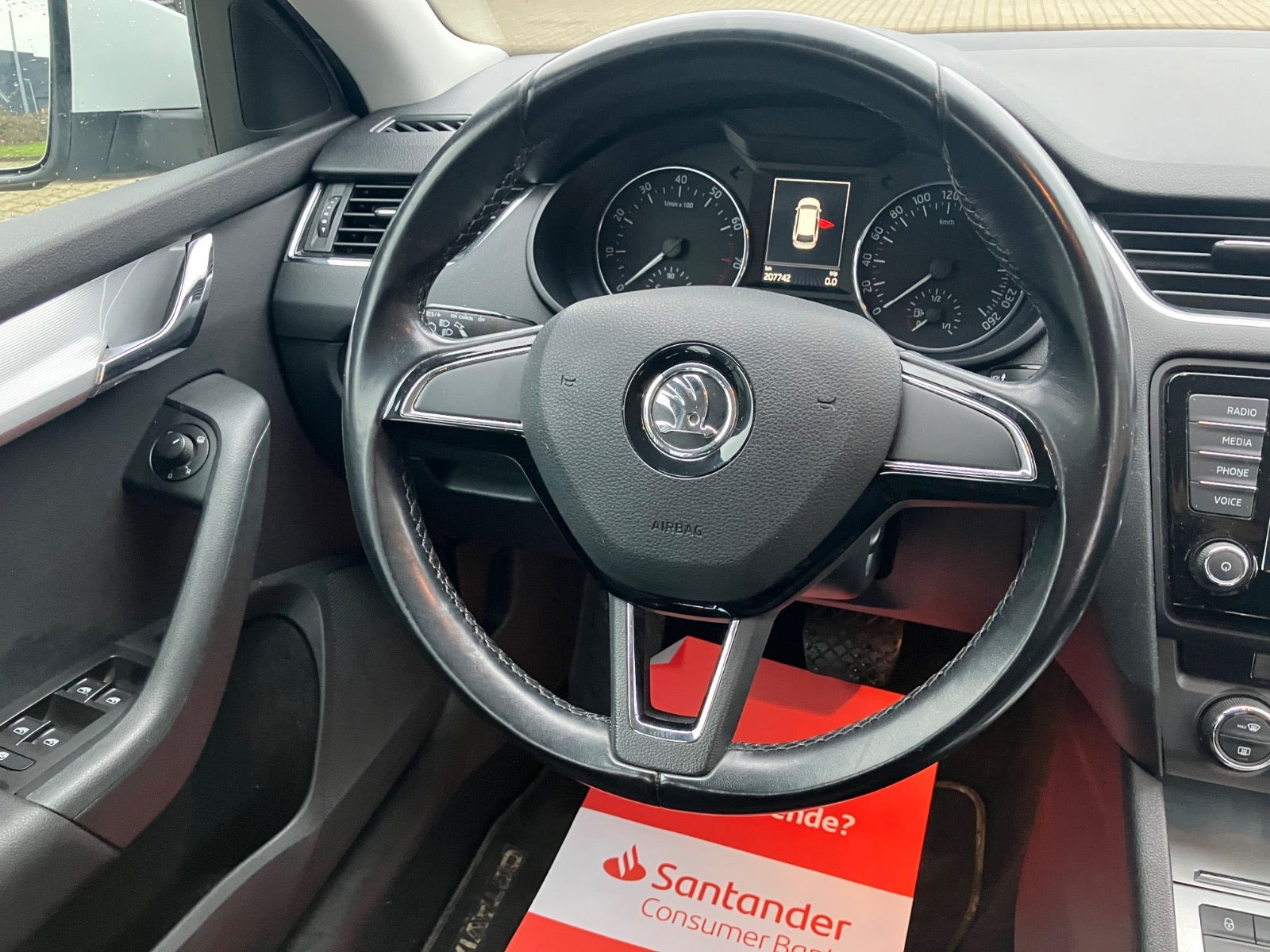 Hvid Skoda Octavia fra 2017