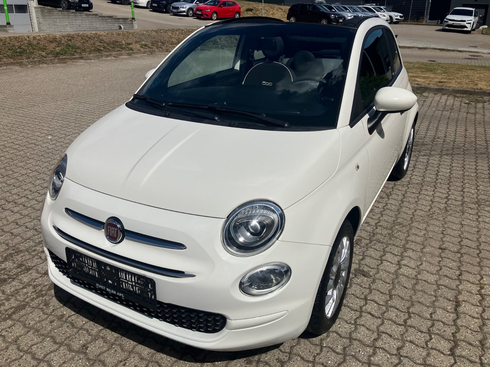 Hvid Fiat 500C fra 2020