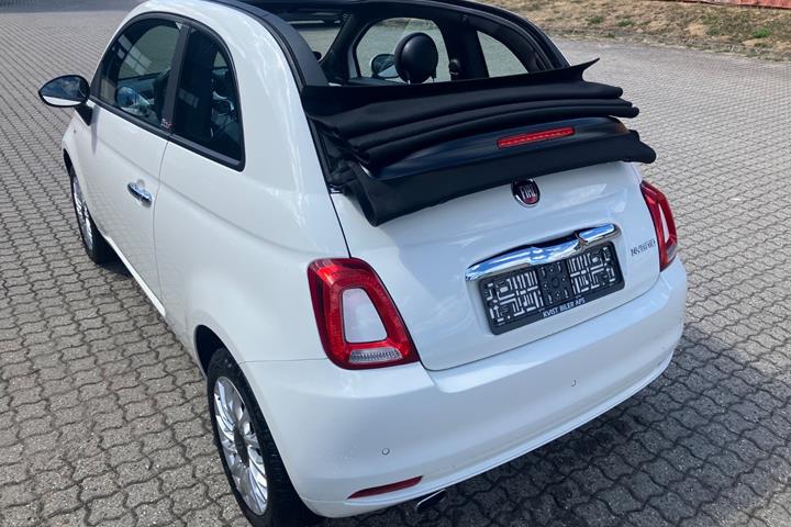 Hvid Fiat 500C fra 2020