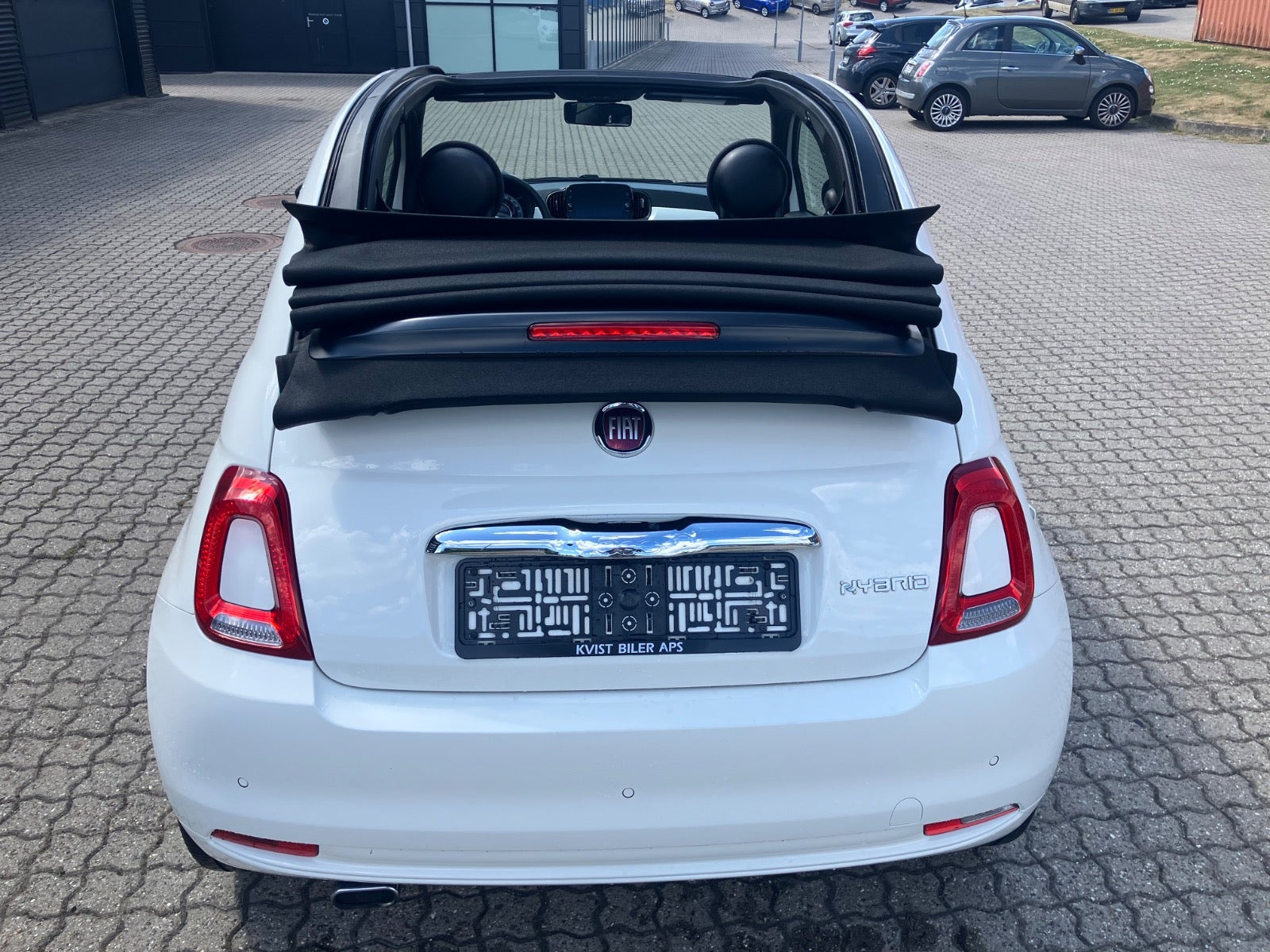 Hvid Fiat 500C fra 2020