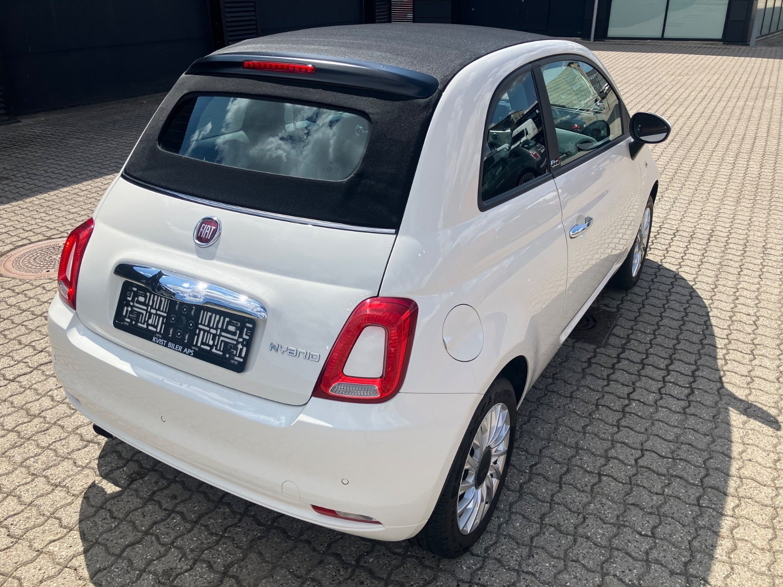 Hvid Fiat 500C fra 2020