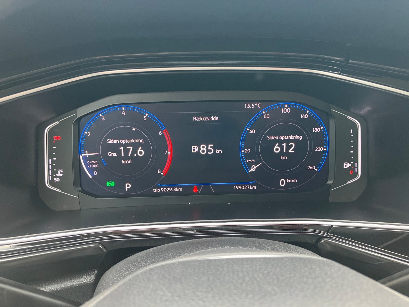 Sølv VW T-Cross fra 2019