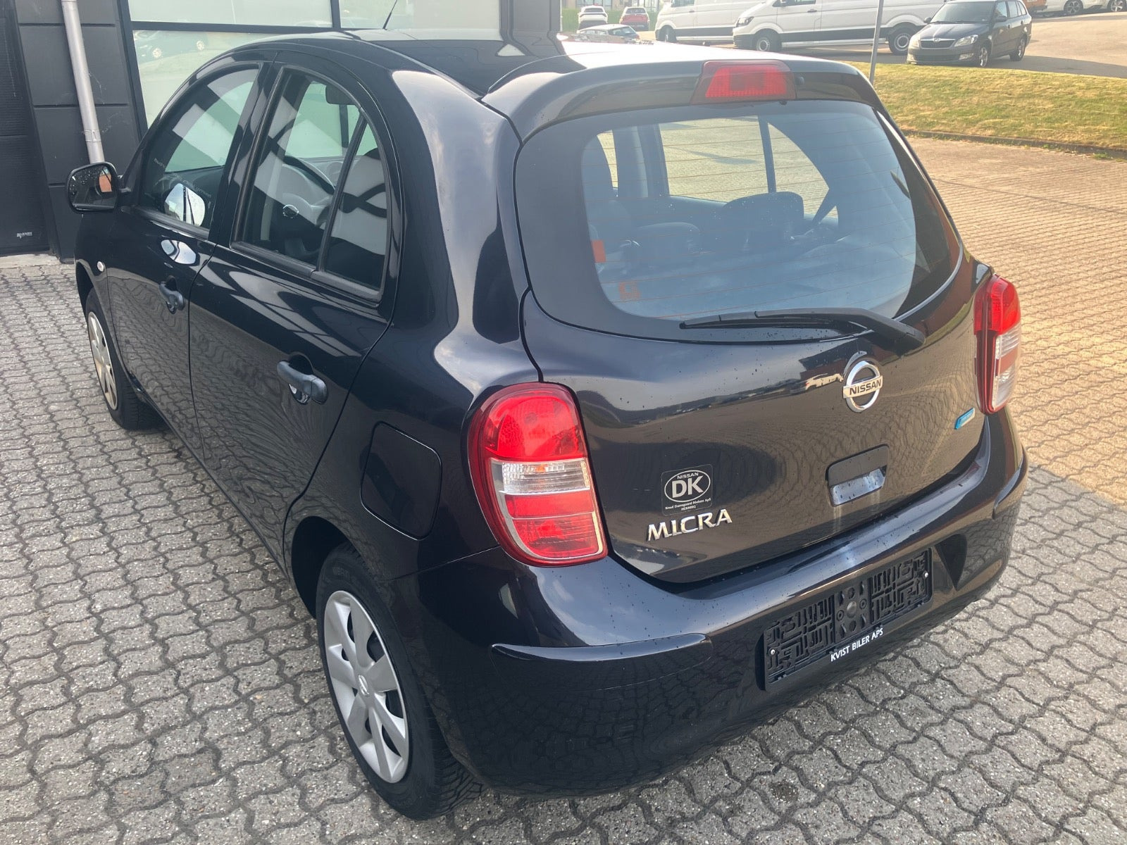 Sort Nissan Micra fra 2011