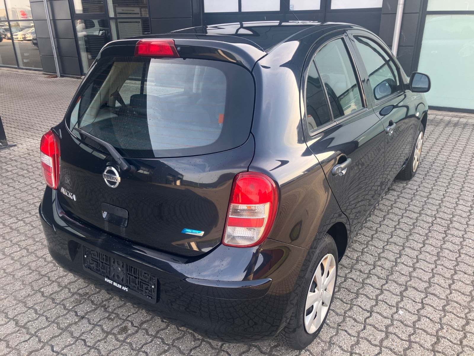 Sort Nissan Micra fra 2011