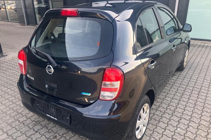 Sort Nissan Micra fra 2011