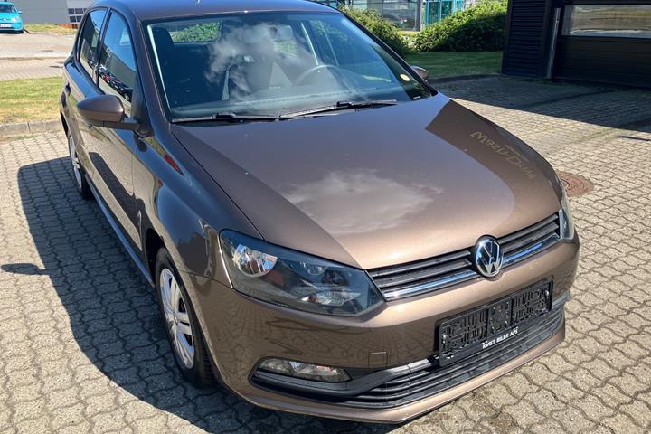 Brun VW Polo fra 2015