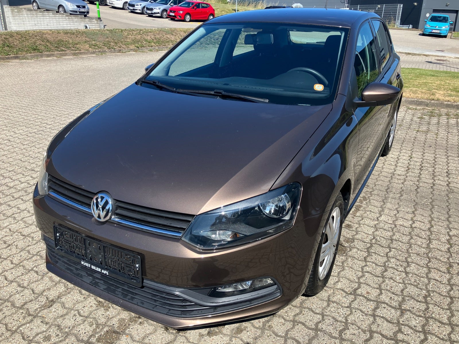 Brun VW Polo fra 2015