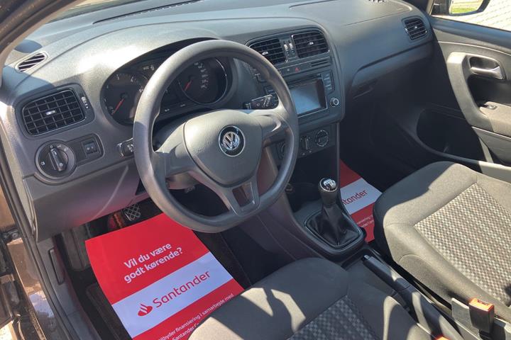 Brun VW Polo fra 2015