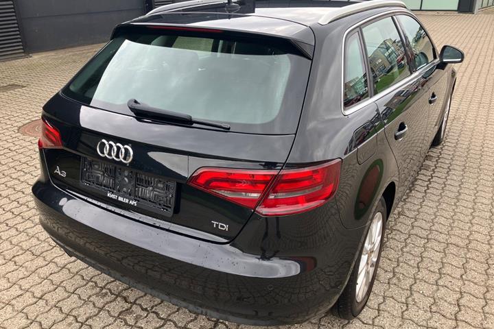 Sort Audi A3 fra 2014