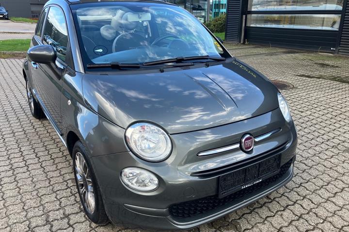 Grå Fiat 500C fra 2018