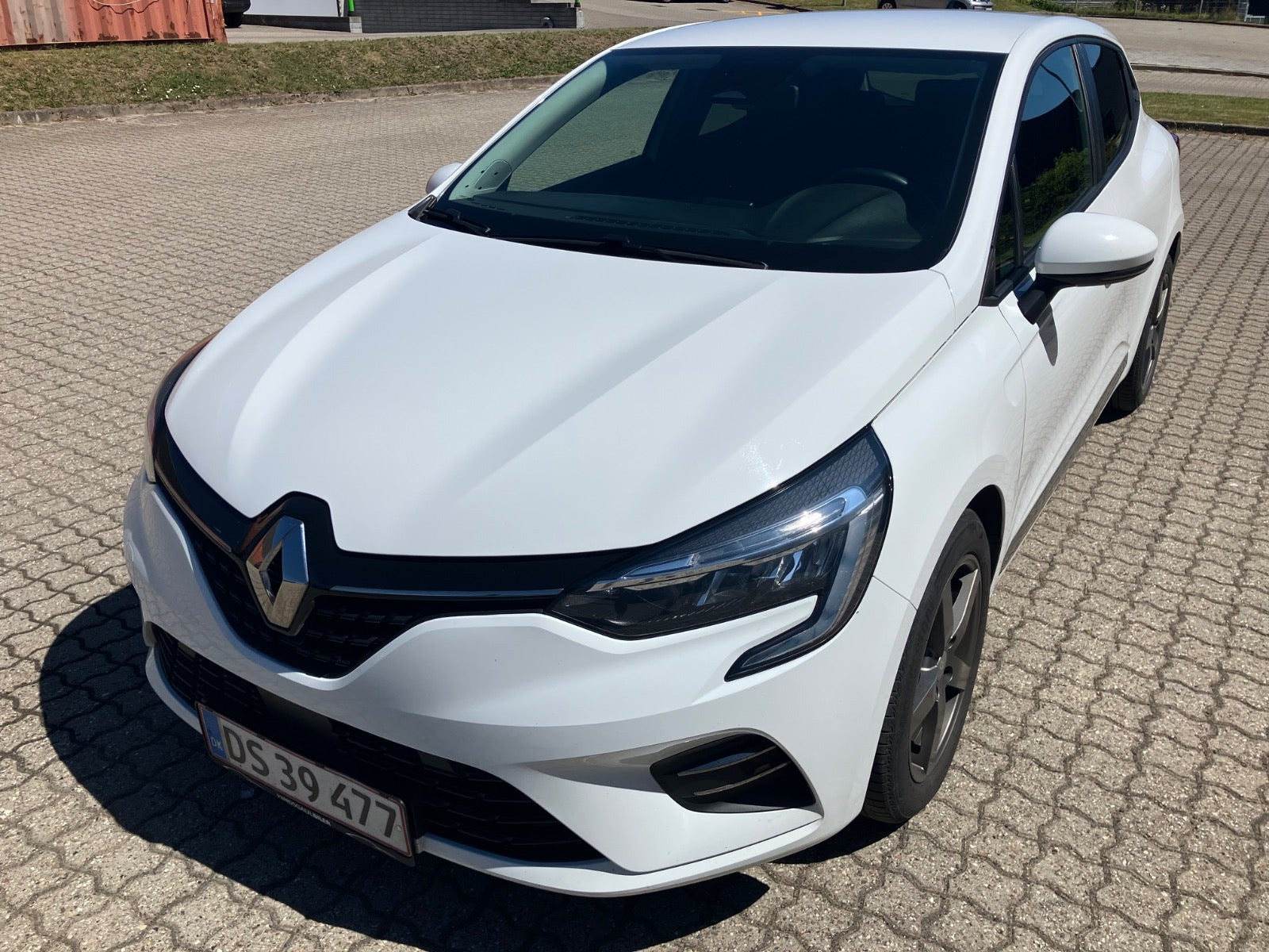 Hvid Renault Clio V fra 2022