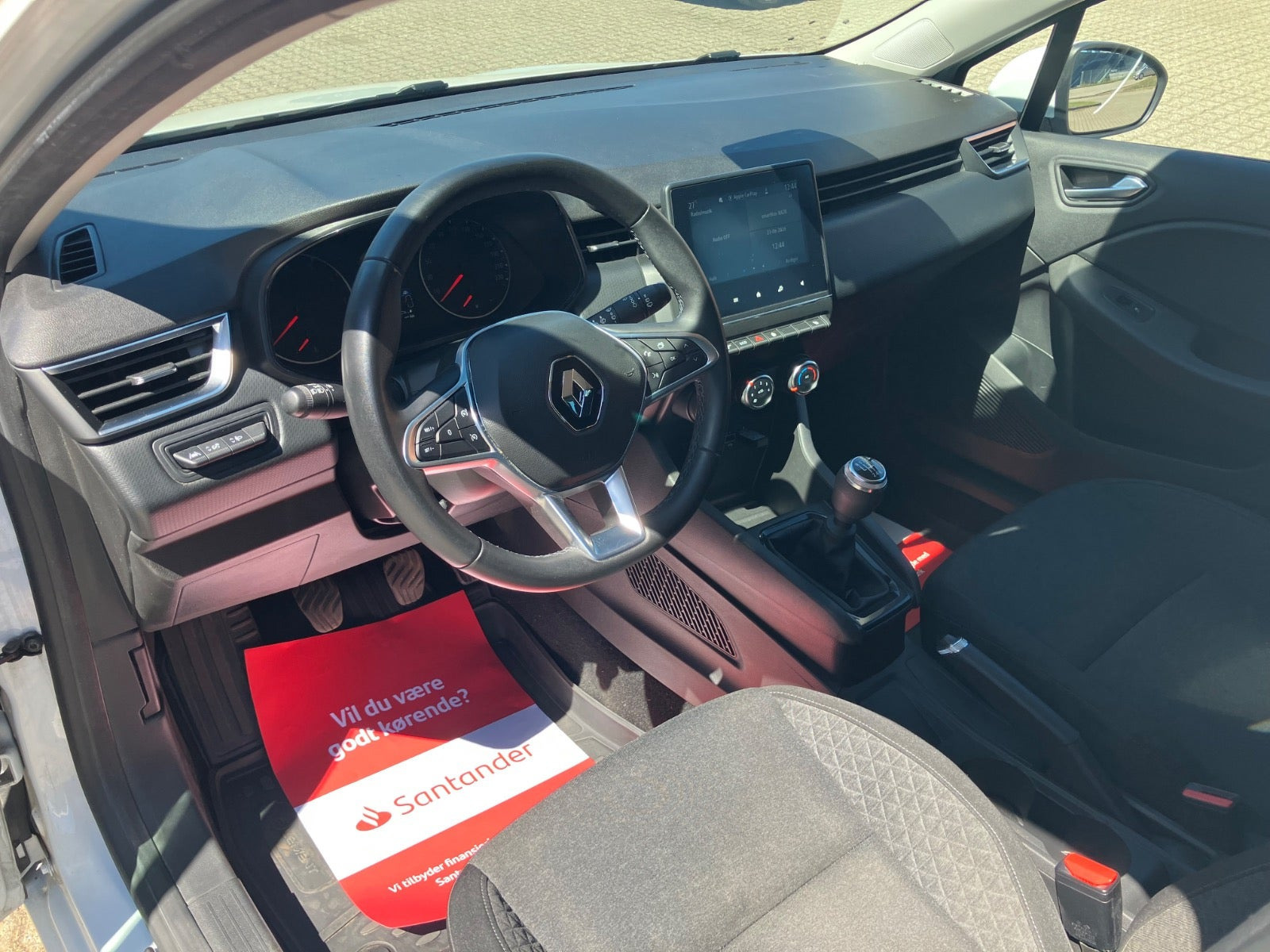 Hvid Renault Clio V fra 2022