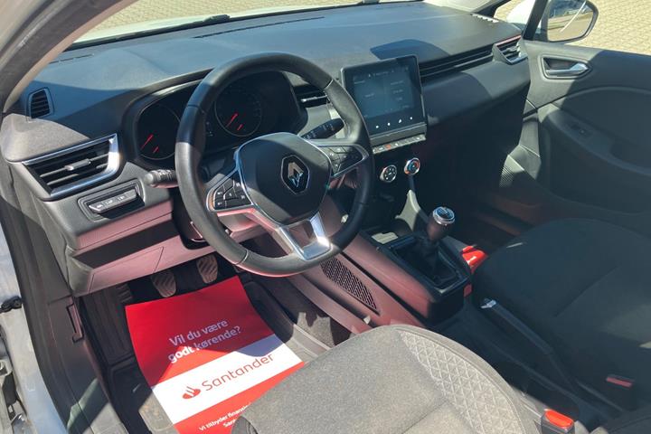 Hvid Renault Clio V fra 2022