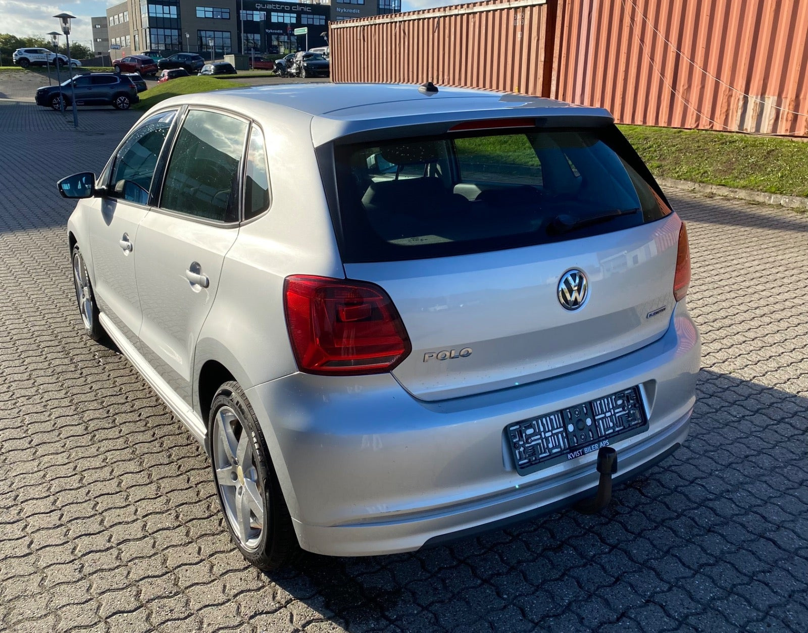 Sølv VW Polo fra 2016