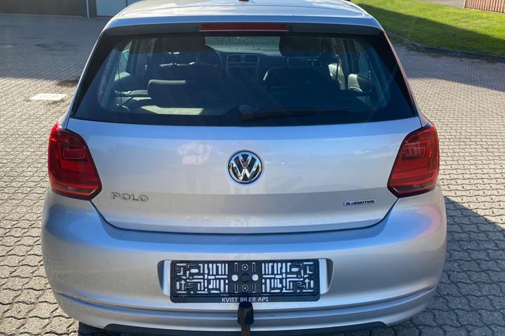 Sølv VW Polo fra 2016