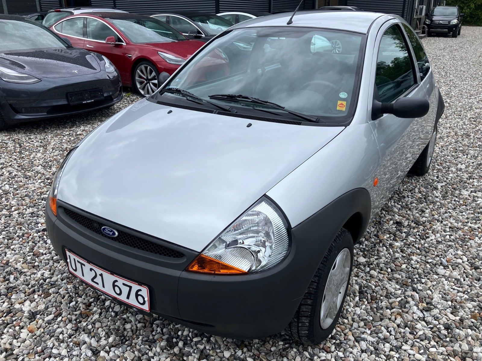 Sølv Ford Ka fra 2001