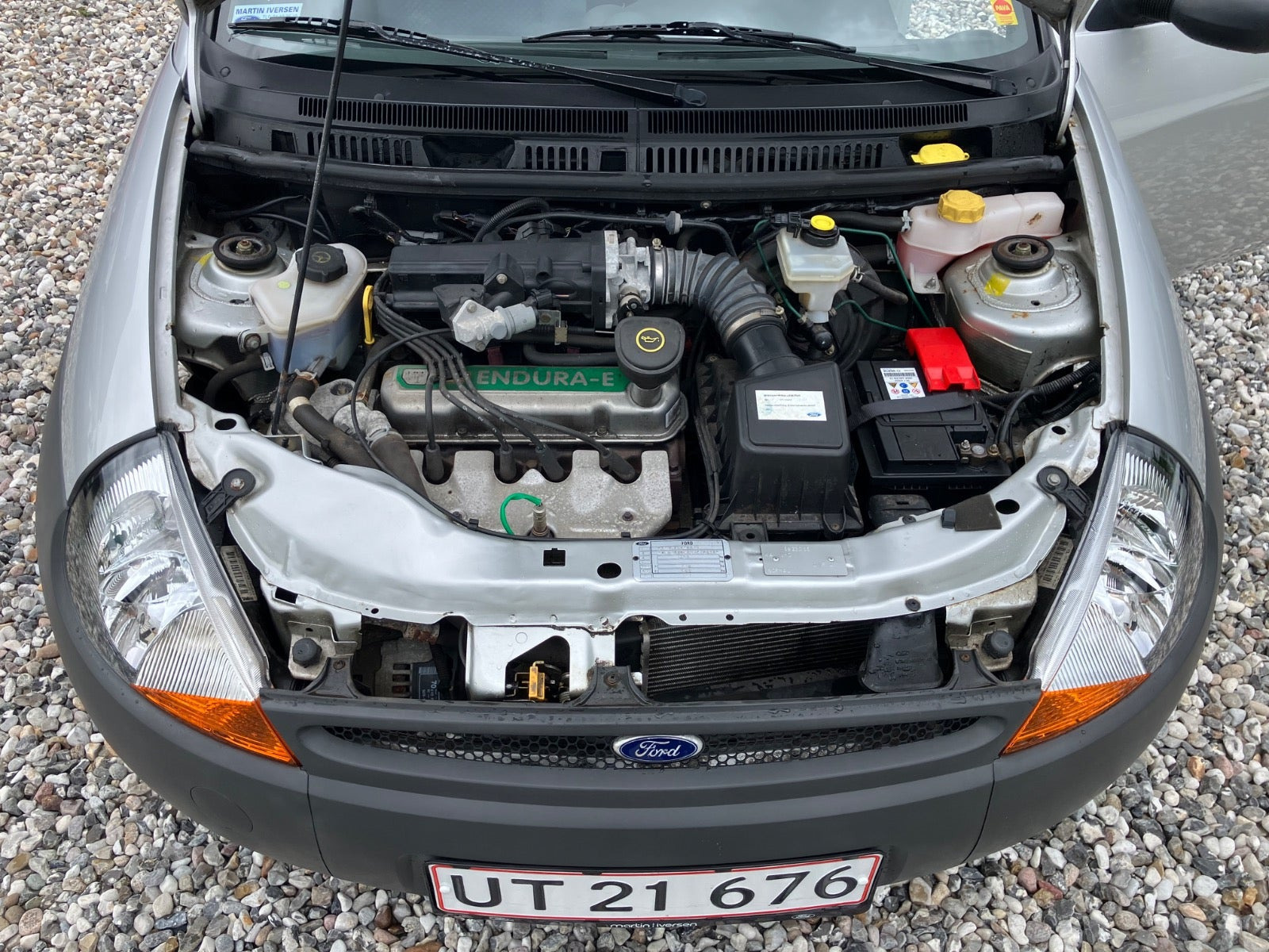Sølv Ford Ka fra 2001