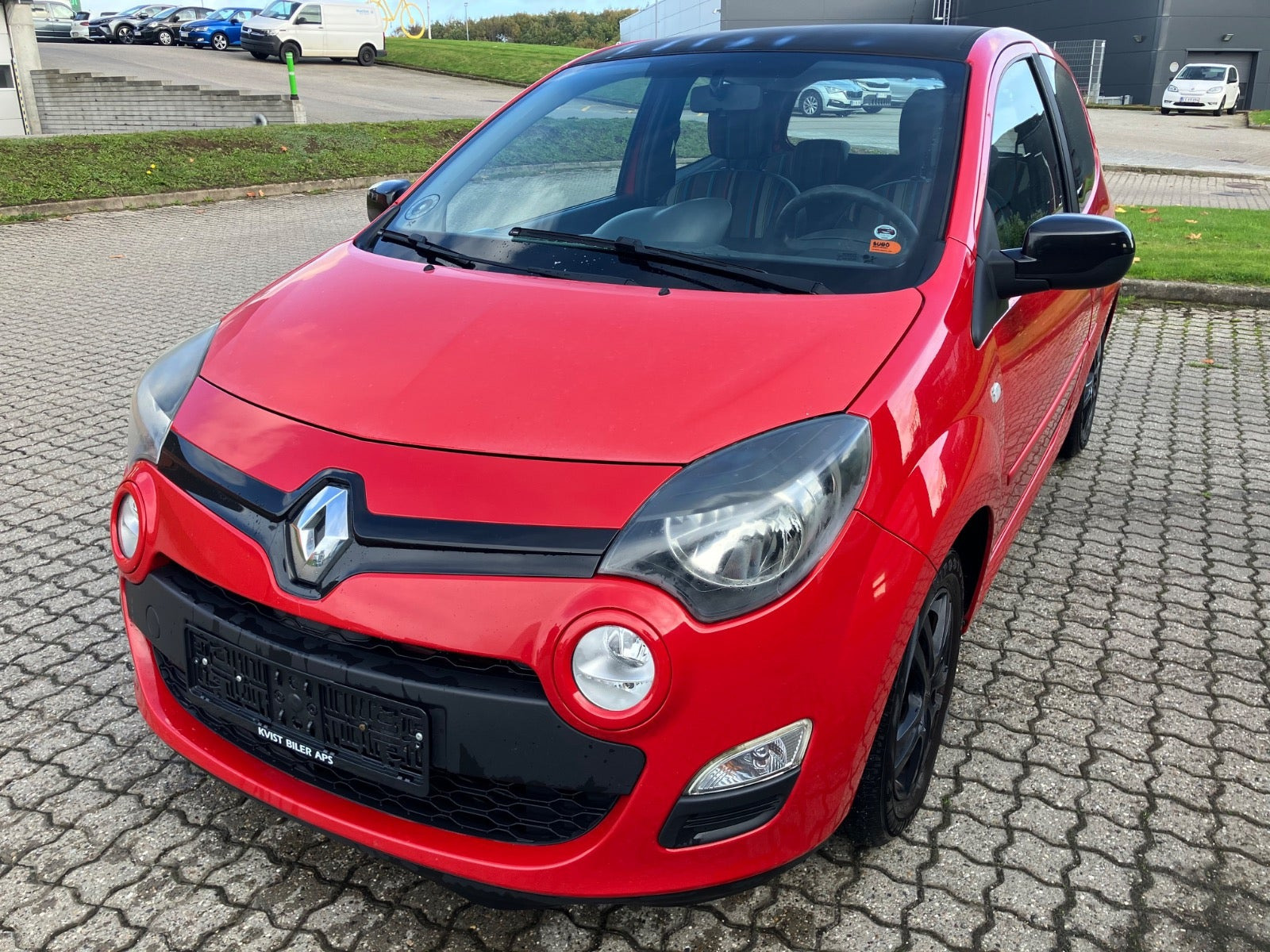 Rød Renault Twingo fra 2014