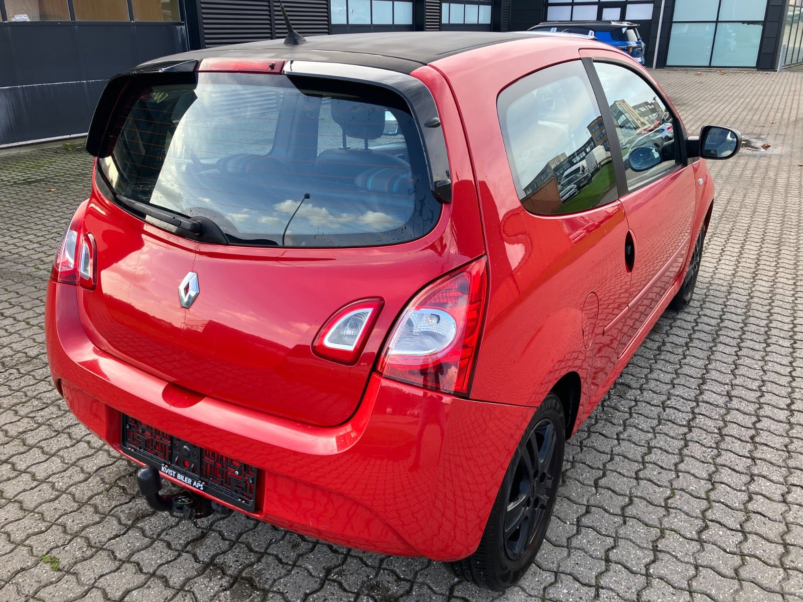 Rød Renault Twingo fra 2014