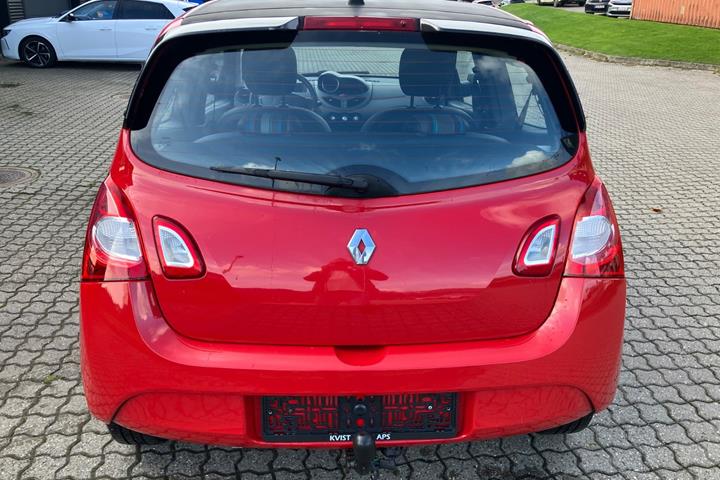 Rød Renault Twingo fra 2014
