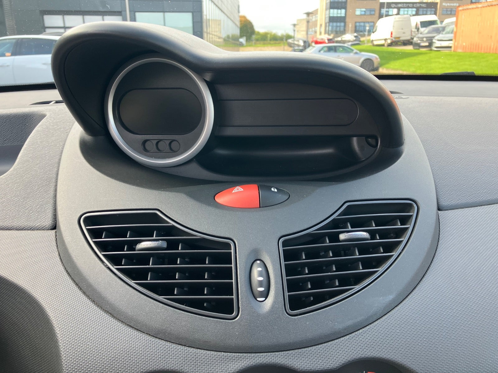 Rød Renault Twingo fra 2014