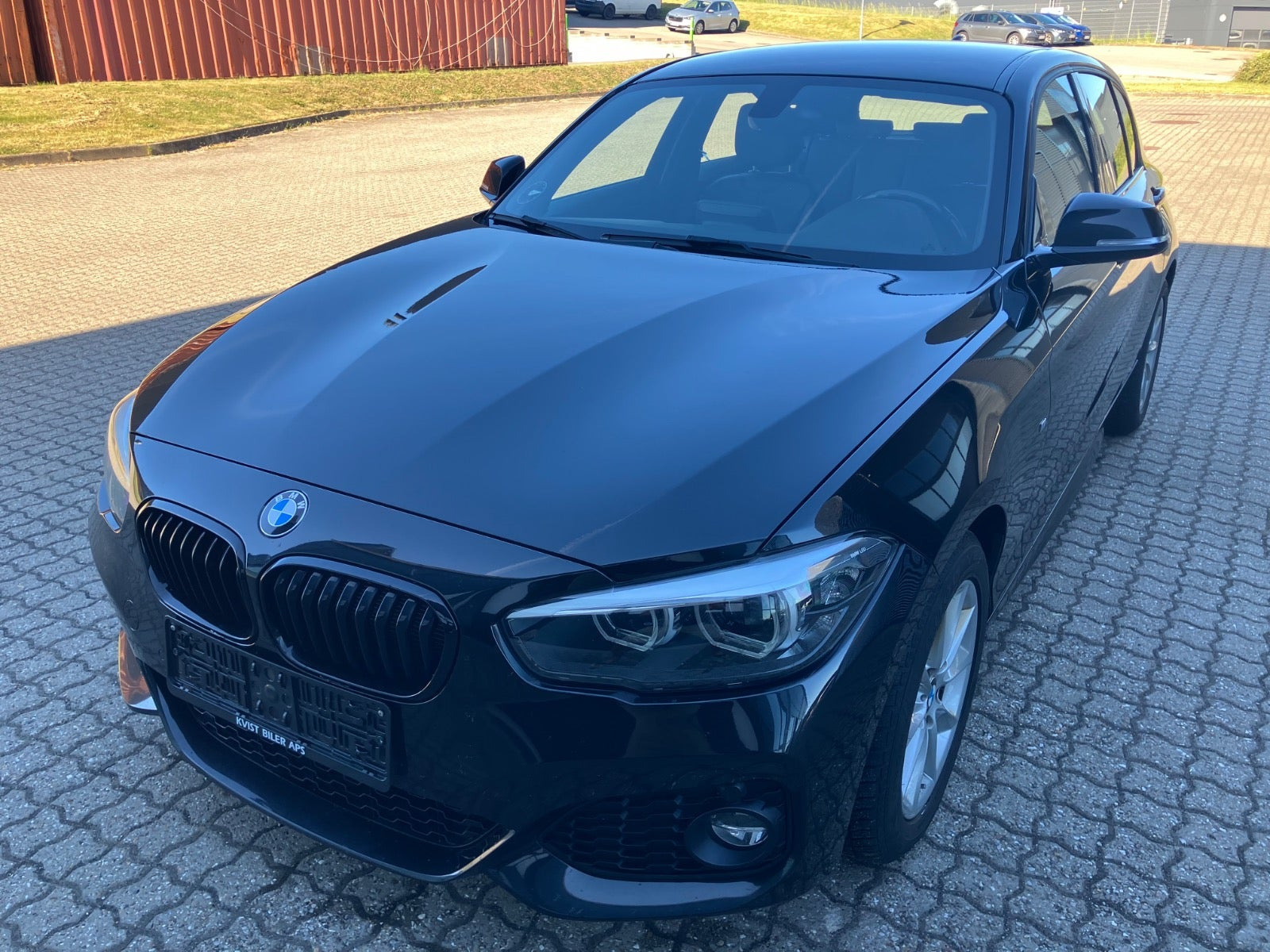 Sort BMW 116i fra 2018