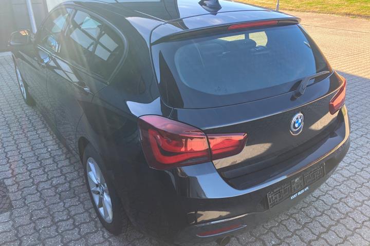 Sort BMW 116i fra 2018