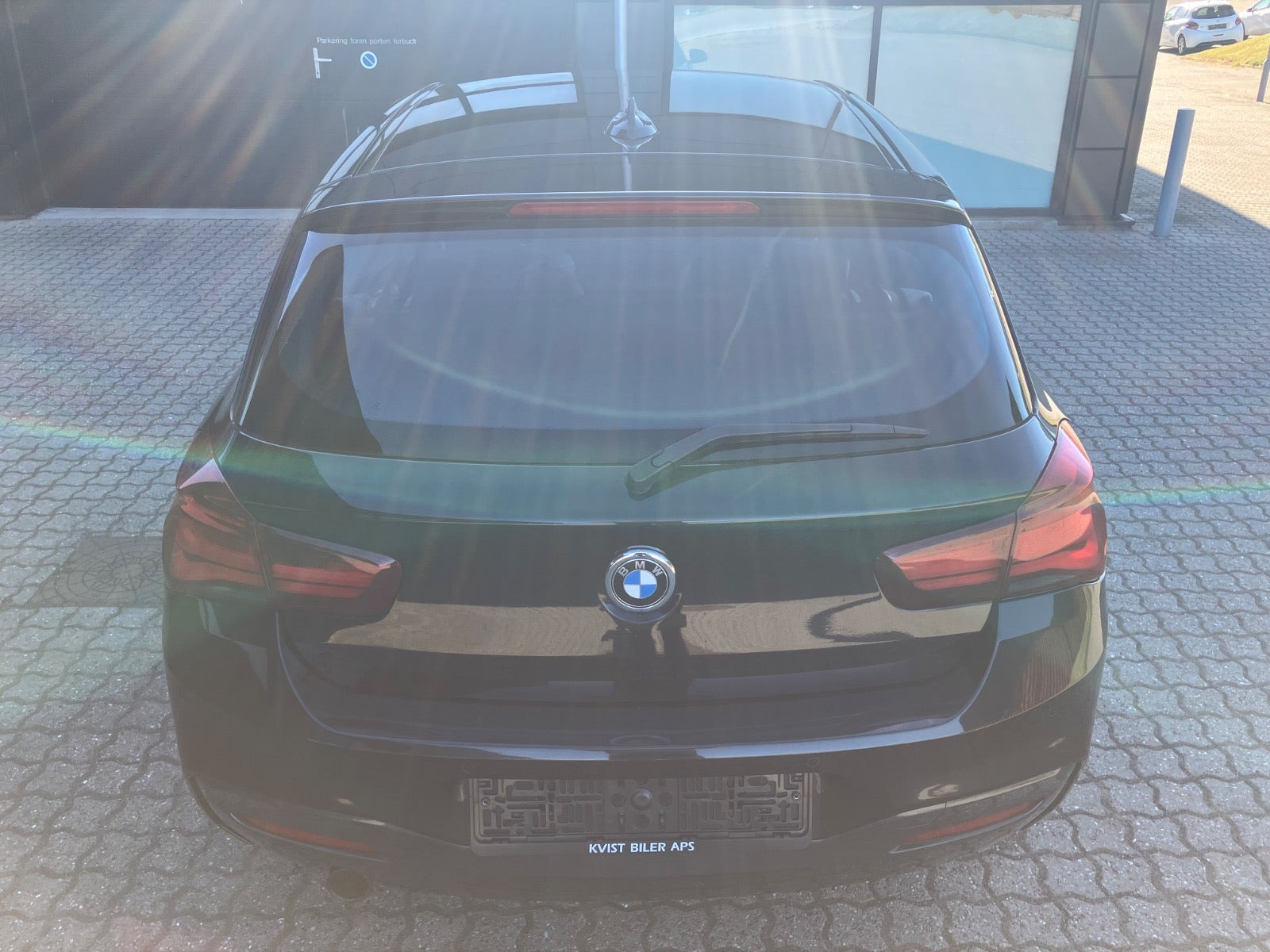 Sort BMW 116i fra 2018